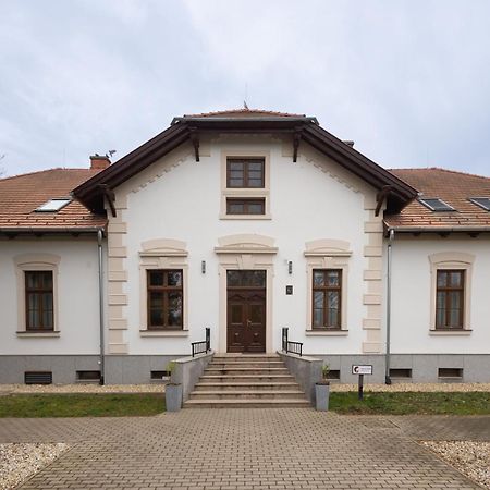 Hotel Vadkert Major Sárvár Esterno foto