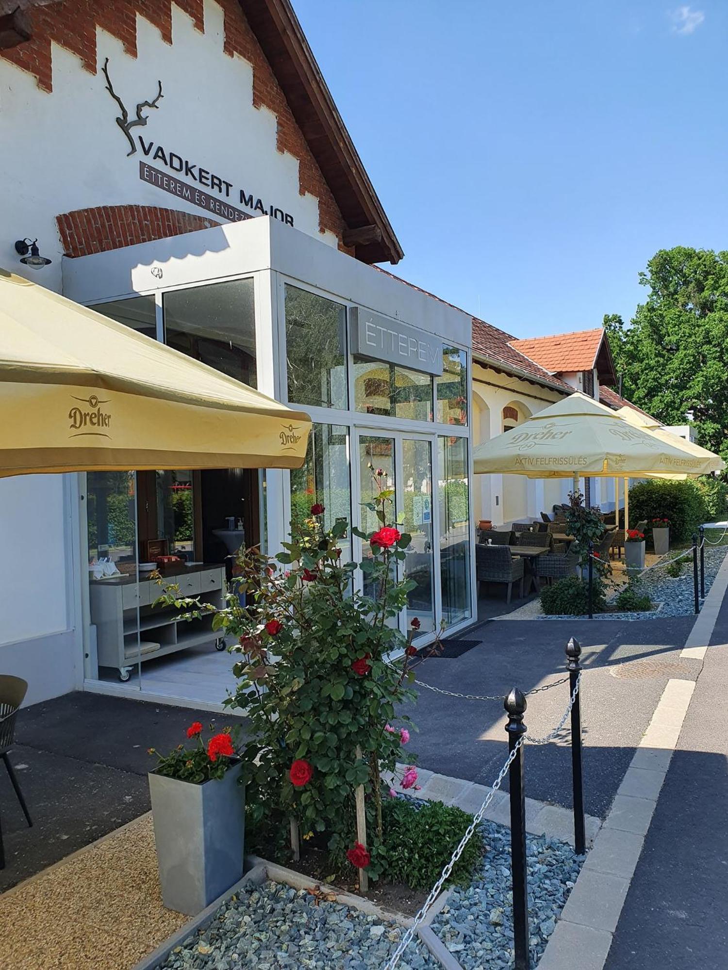Hotel Vadkert Major Sárvár Esterno foto